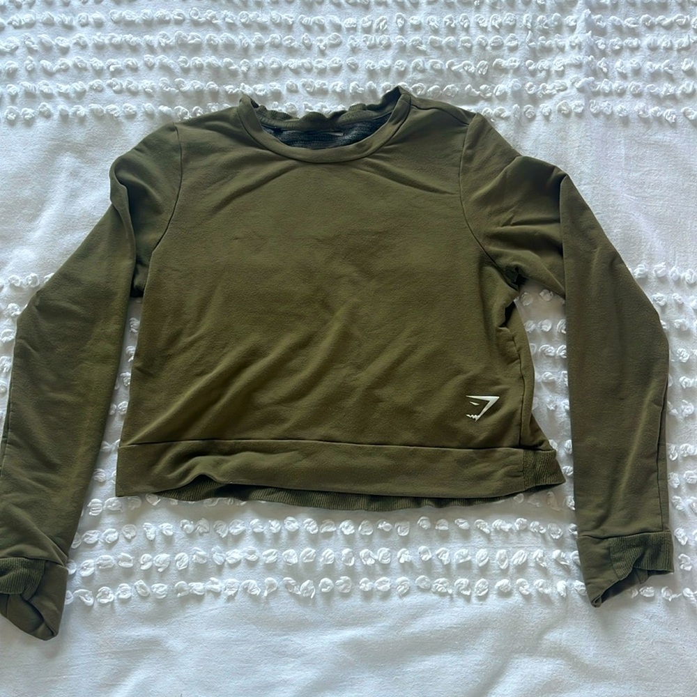 Khaki green gym shark cropped, long sleeve top size small